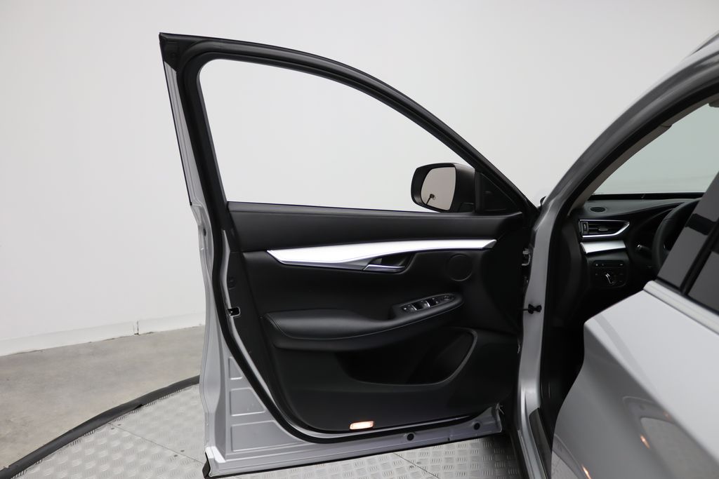 Thumbnail: 2021 INFINITI QX50 - 16