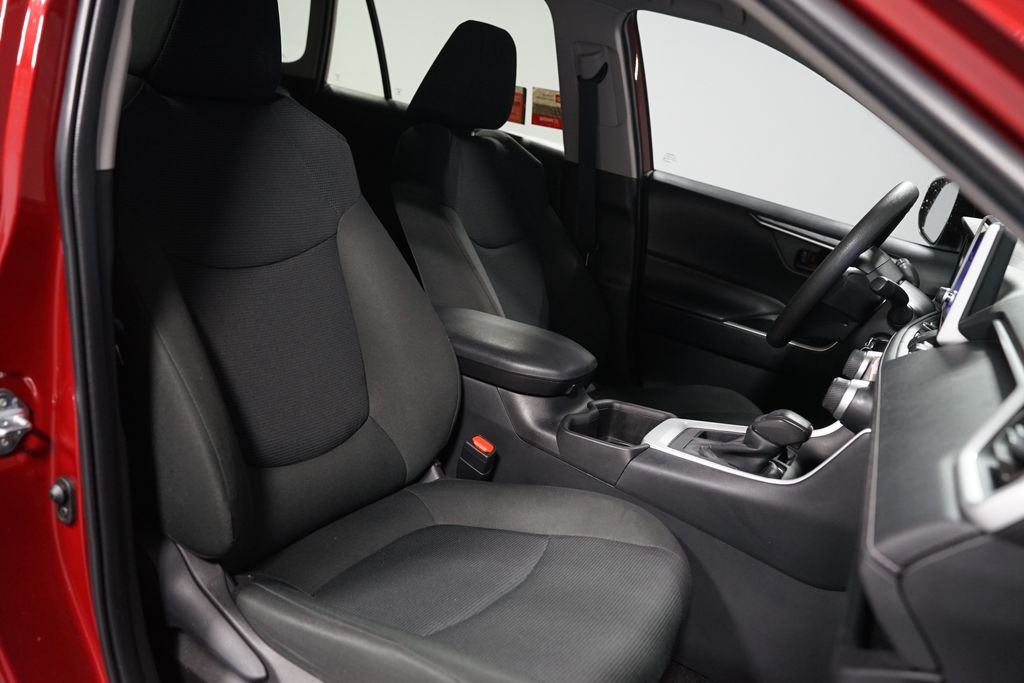 Thumbnail: 2024 Toyota RAV4 - 26