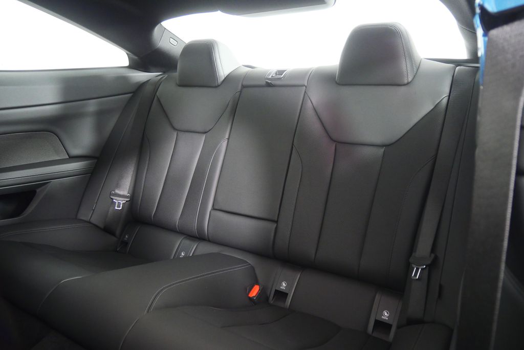 Thumbnail: 2026 BMW 4 Series - 14