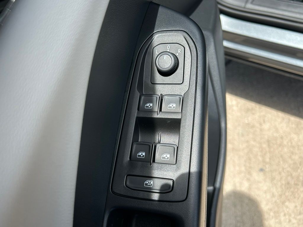 New 2026 Gray Volkswagen 1.5T S image 19