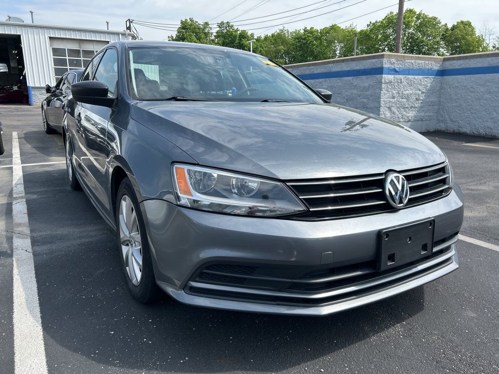 2015 Volkswagen Jetta SE 4