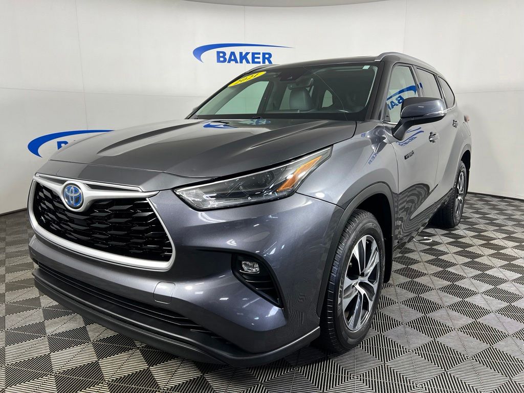 2021 Toyota Highlander Hybrid Gris (Magnetic Gray Metallic) SUV/Crossover Tracción en las cuatro ruedas Transmisión variable continua