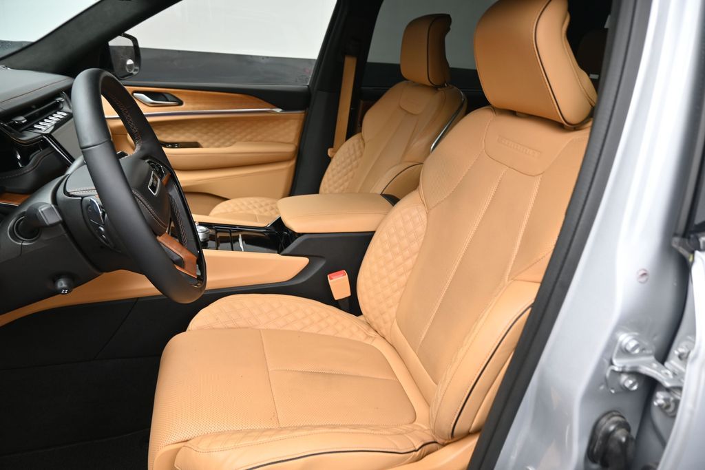 Used 2022 Jeep Grand Cherokee L SUV