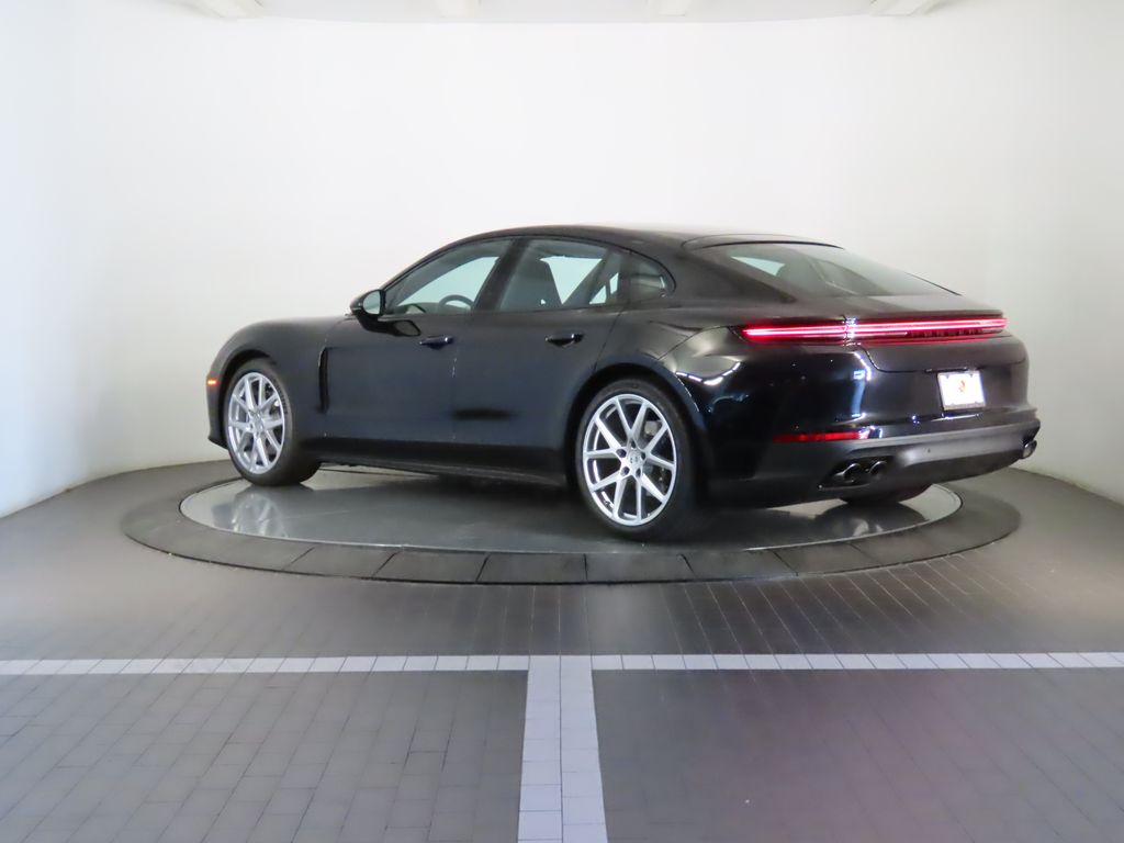 Thumbnail: 2025 Porsche Panamera - 3