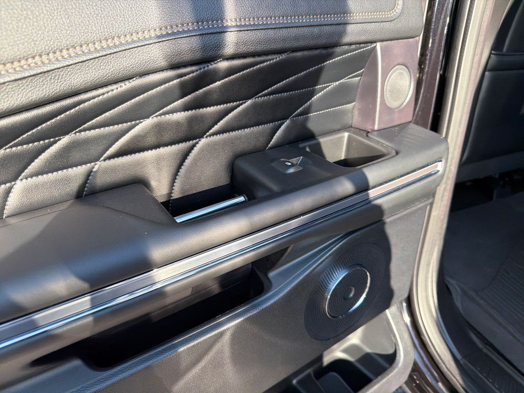 Used 2019 Ford Expedition Platinum 4D Sport Utility