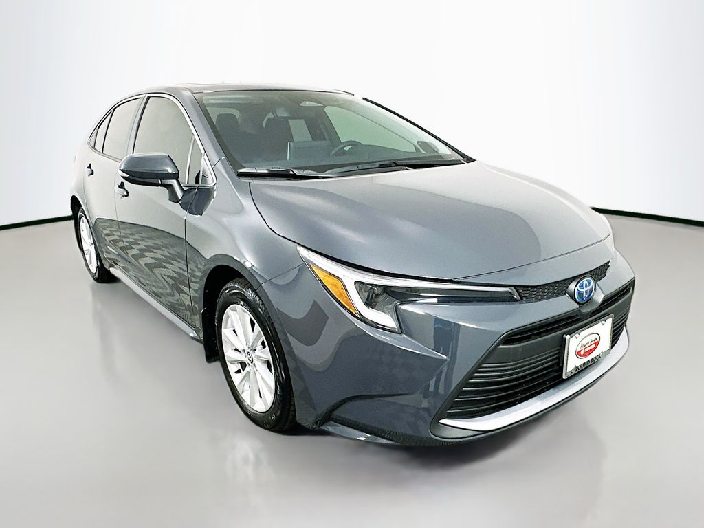 Thumbnail: 2025 Toyota Corolla - 3