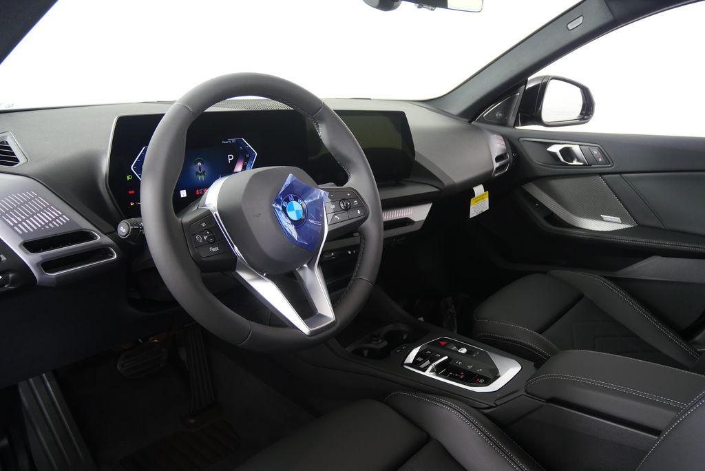 Thumbnail: 2026 BMW 2 Series - 13