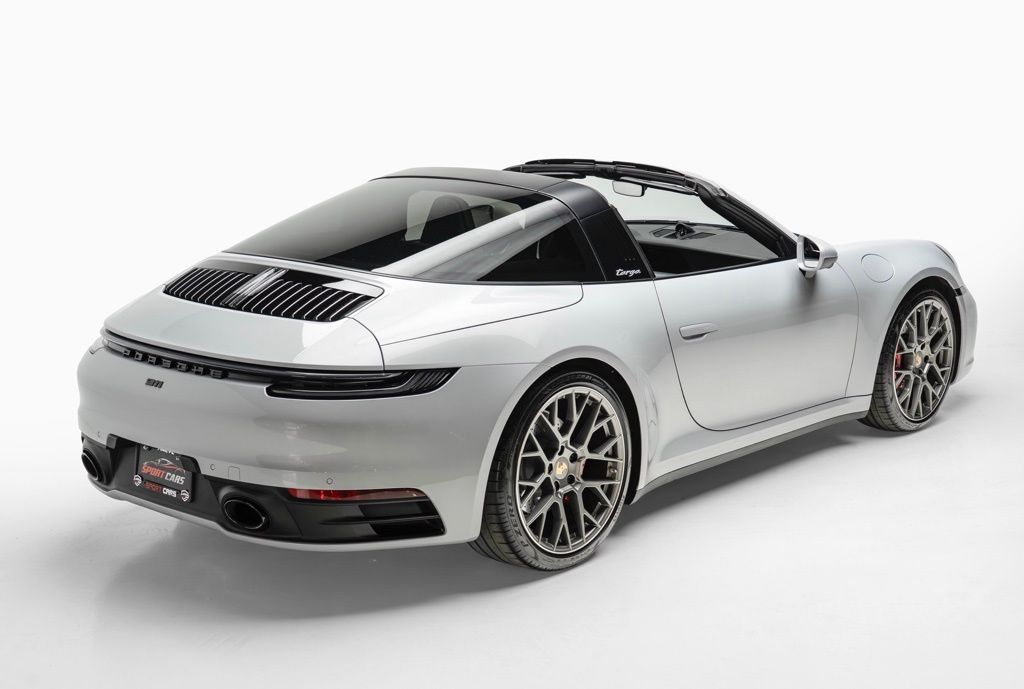 2024 Porsche 911 - Thumbnail 9
