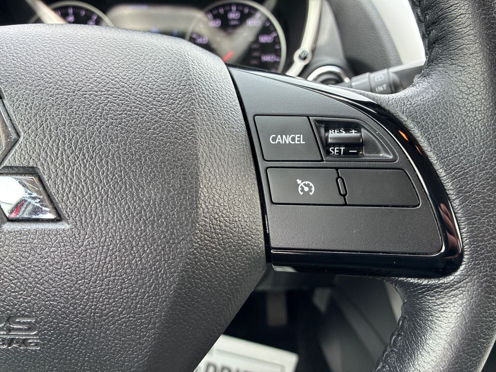 2022 Mitsubishi Eclipse Cross SE Red at Auto Express Mitsubishi