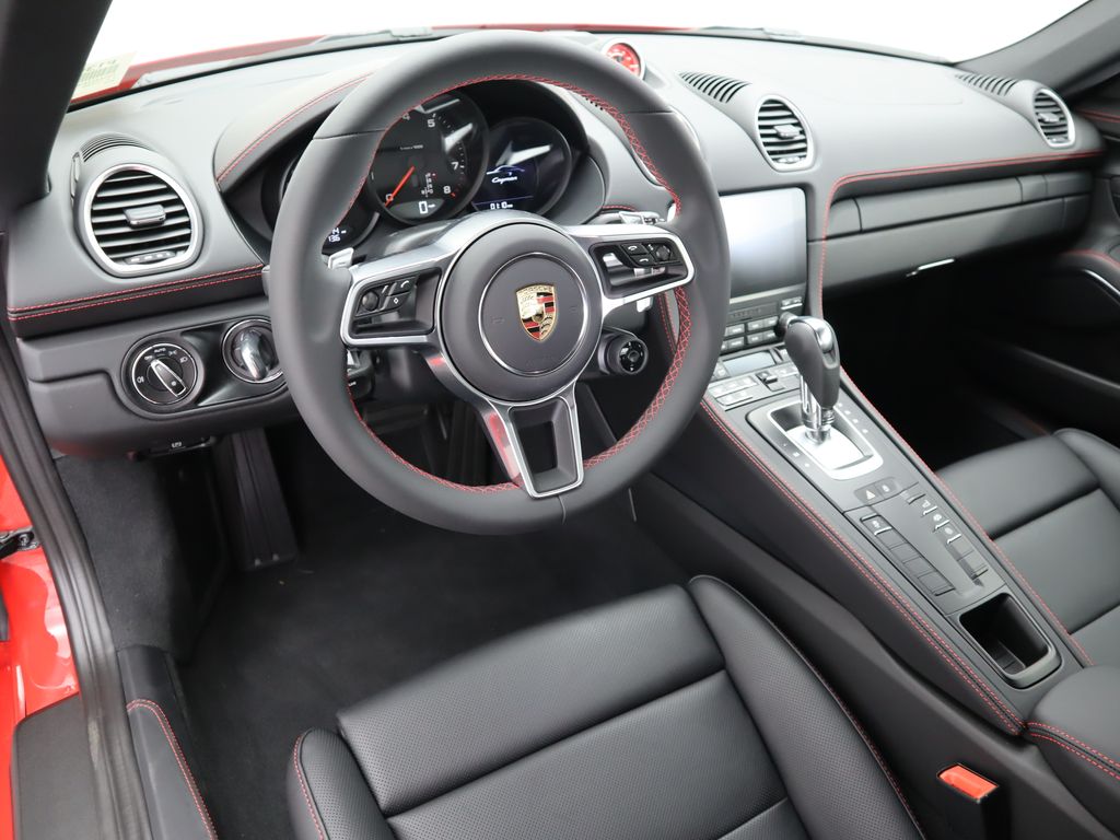 2024 Porsche 718 Cayman  4