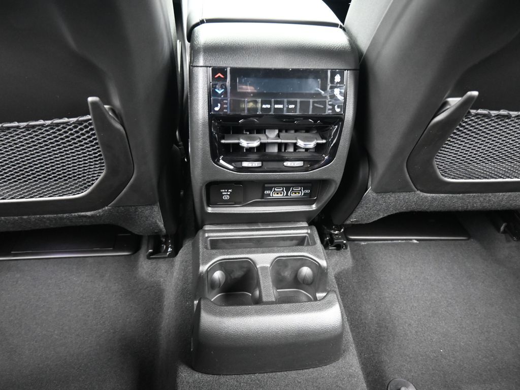 Used 2024 Silver Zynith Jeep Overland image 44