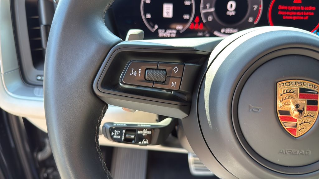 2024 Porsche Cayenne