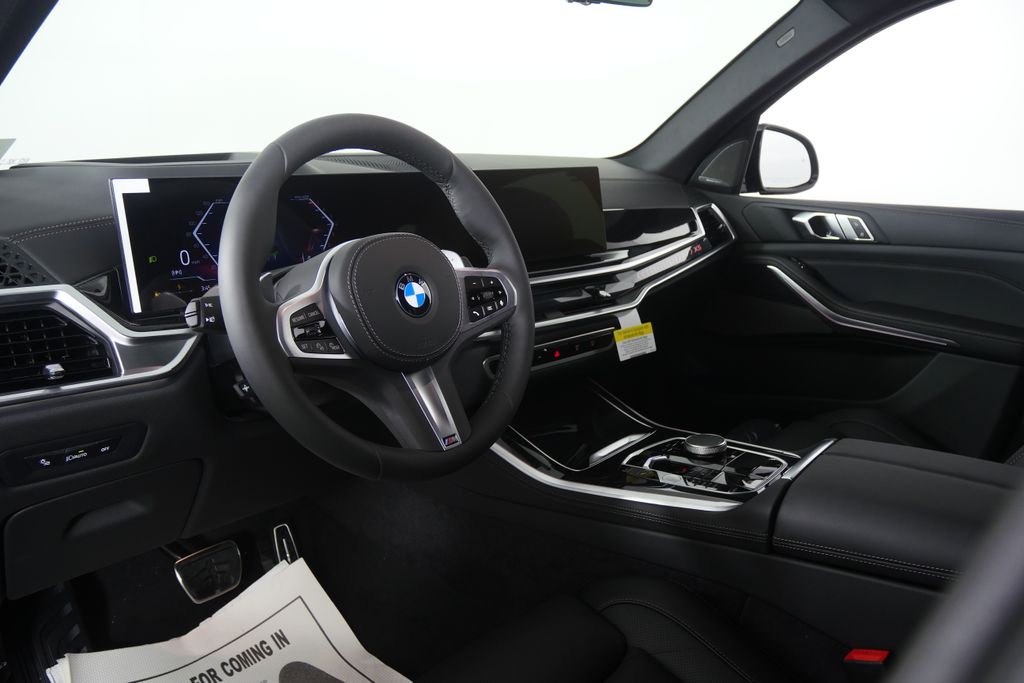 Thumbnail: 2026 BMW X5 - 12