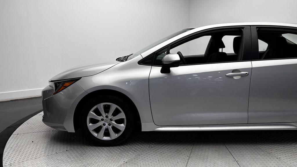 Thumbnail: 2024 Toyota Corolla - 5