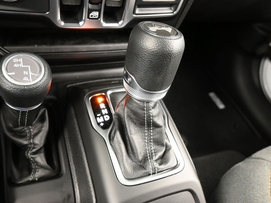 New 2026 Bright White Clearcoat Jeep Sport S image 20