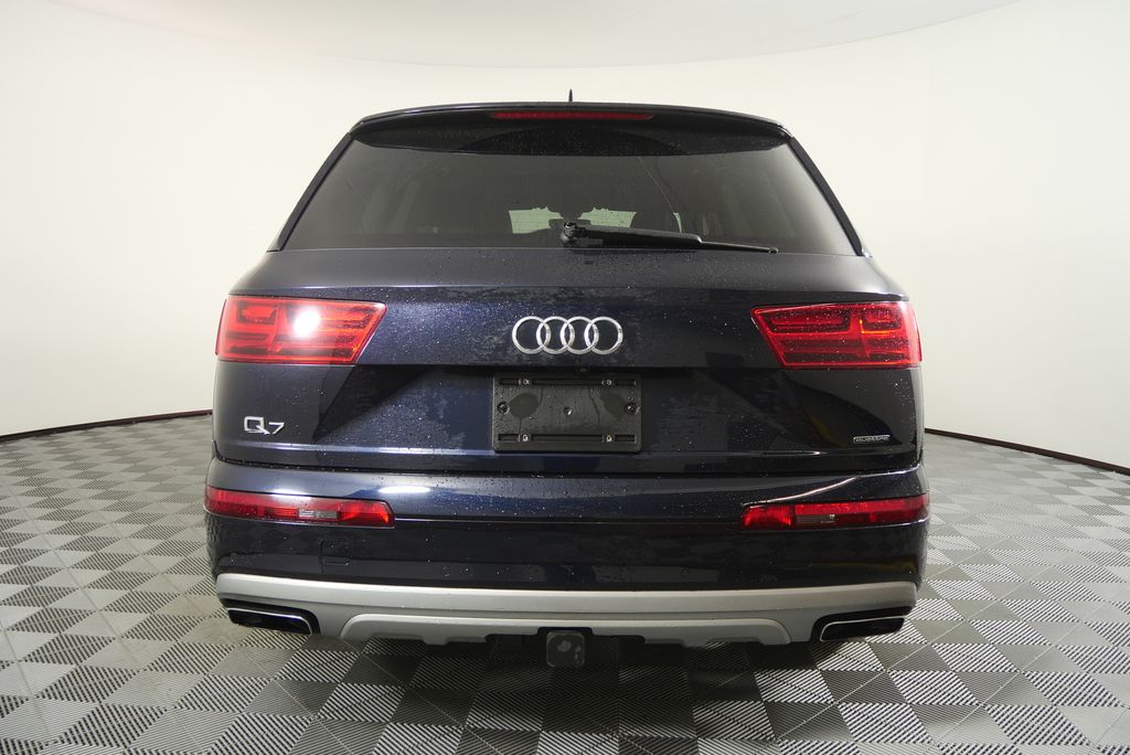 Thumbnail: 2017 Audi Q7 - 4