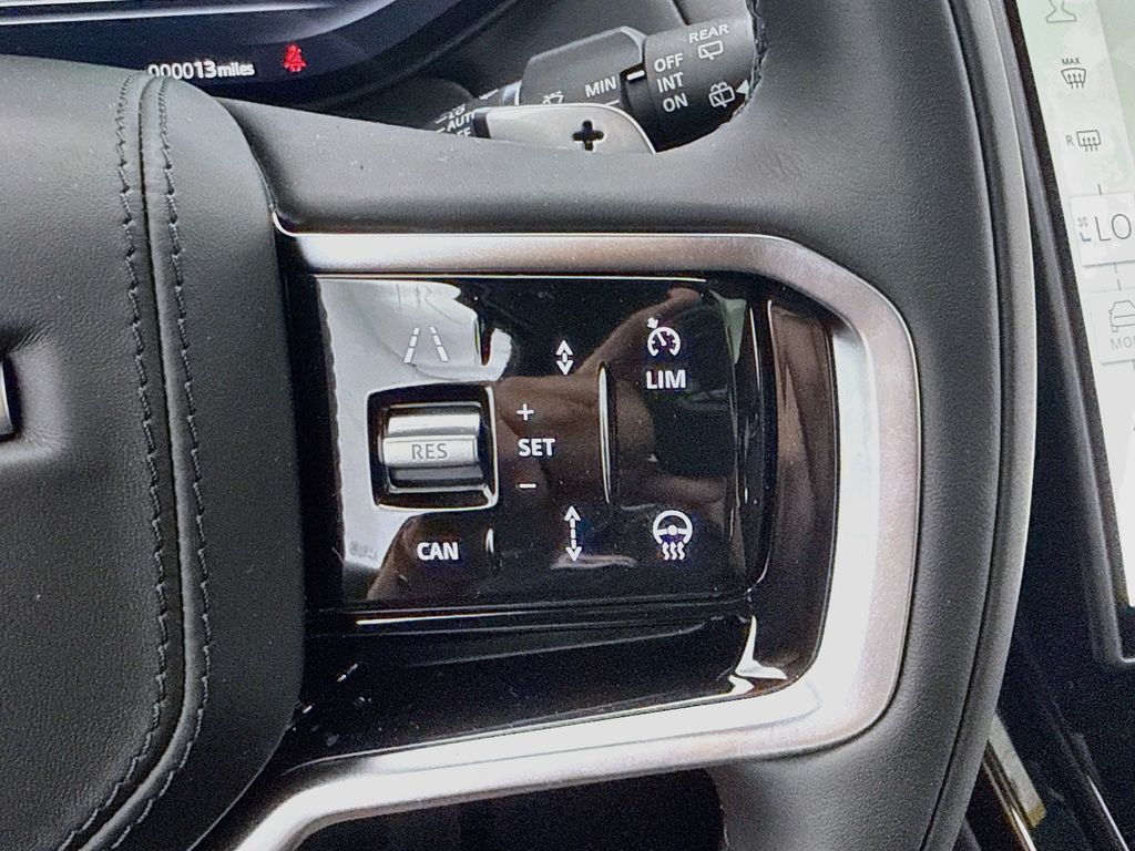 New 2026 Black Land Rover SE image 12