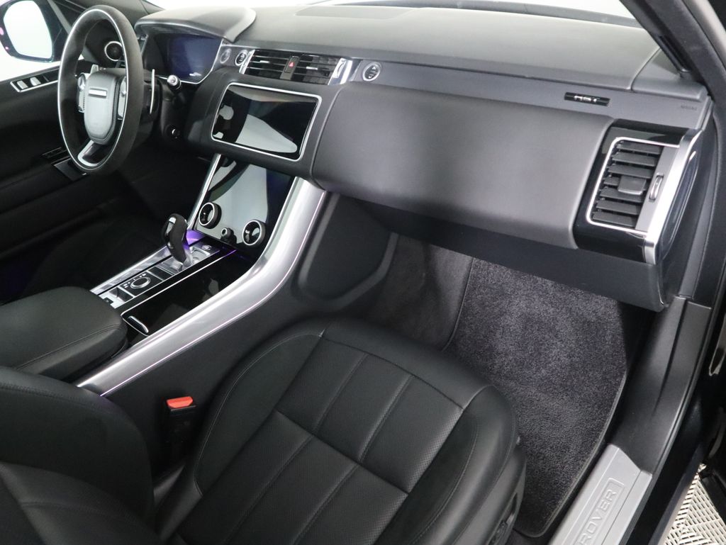 Thumbnail: 2021 Land Rover Range Rover Sport - 18