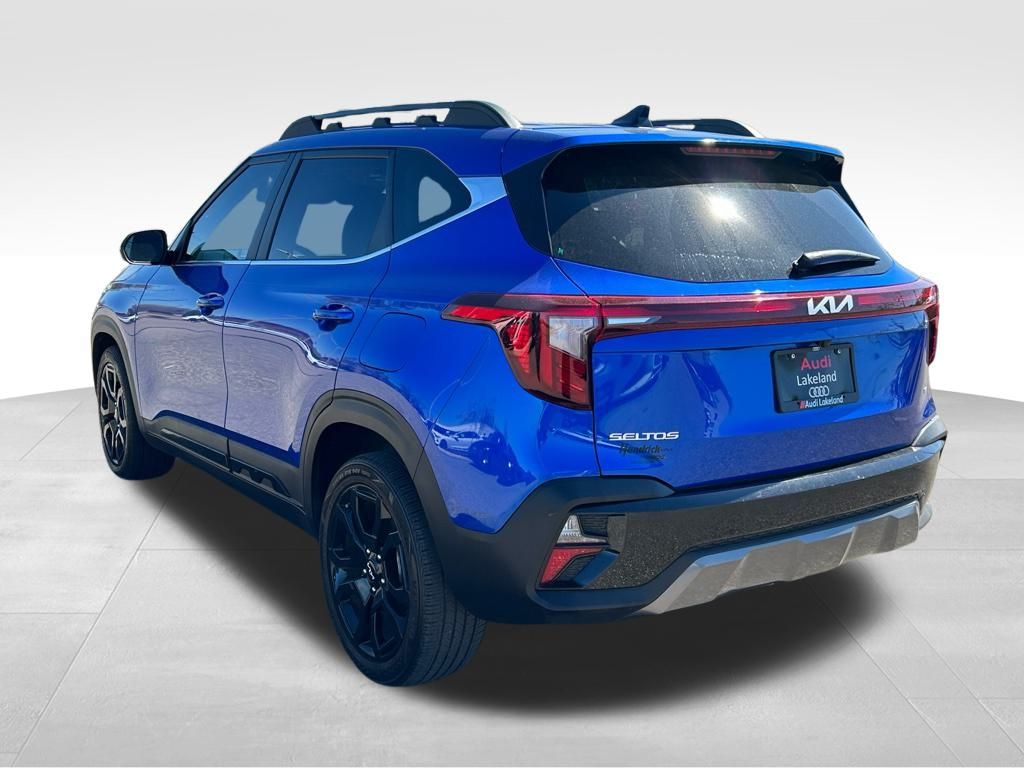 Used 2024 Blue Kia X-Line image 2