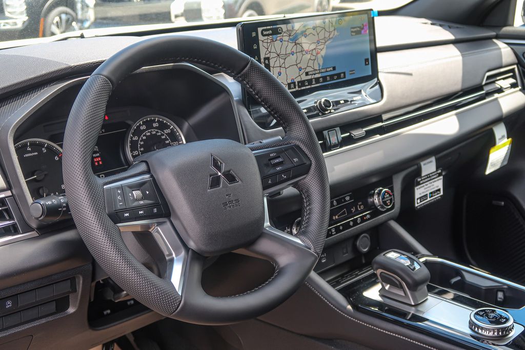 2026 Mitsubishi Outlander LE 2.5 S-AWC