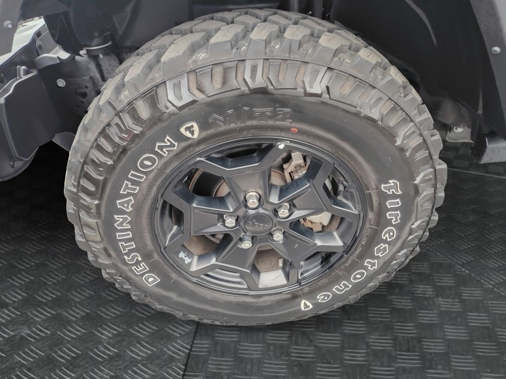 Used Car 2022 Jeep Gladiator  Sport For Sale Under $40,000 In Austin, Texas