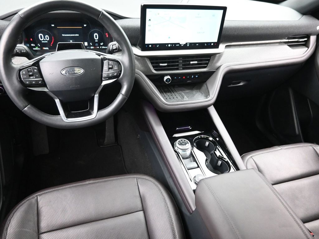 Certified Used 2025 Black Ford Platinum image 14