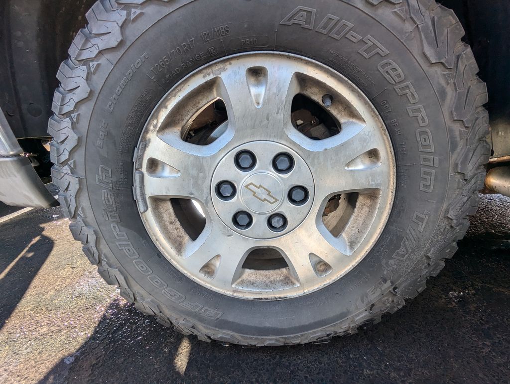 2003 Chevrolet Avalanche 1500 Base 9