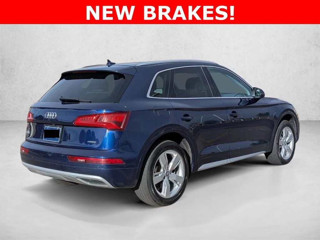Used 2019 Moonlight Blue Metallic Audi 2.0T Premium image 3