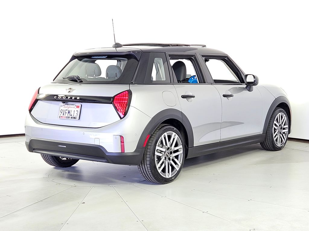 Thumbnail: 2026 MINI Cooper - 7
