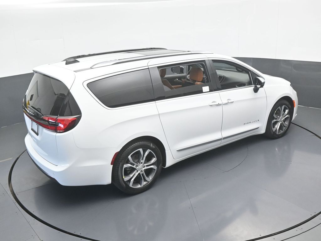 New 2026 Bright White Clearcoat Chrysler Pinnacle image 62