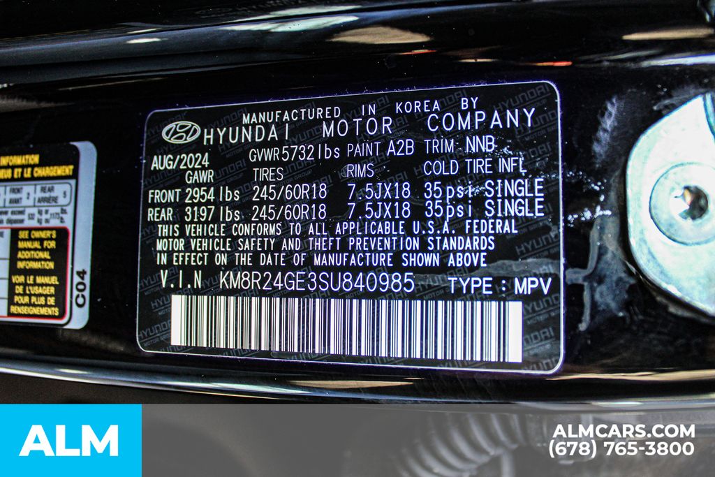 Used 2025 Black Hyundai SEL image 46