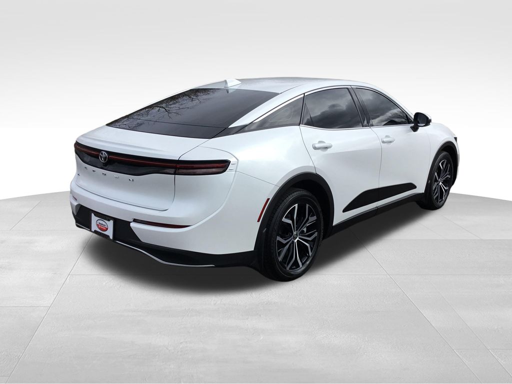 Thumbnail: 2023 Toyota Crown - 5