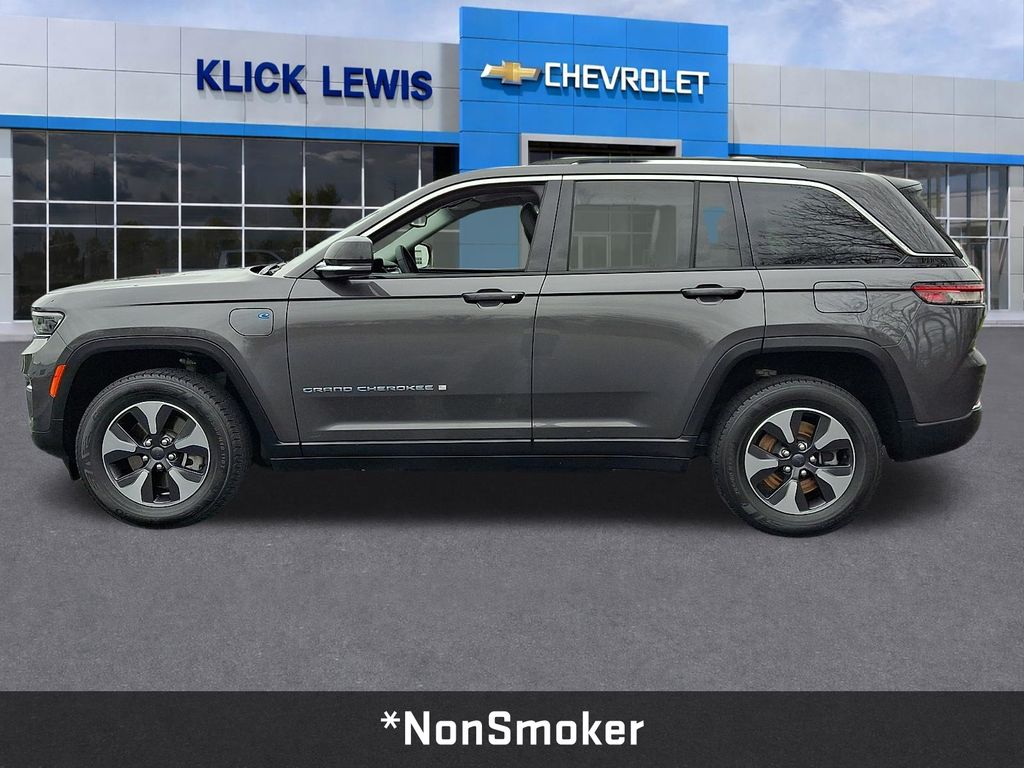 2022 Jeep Grand Cherokee 4xe Gray at South Hills CDJR