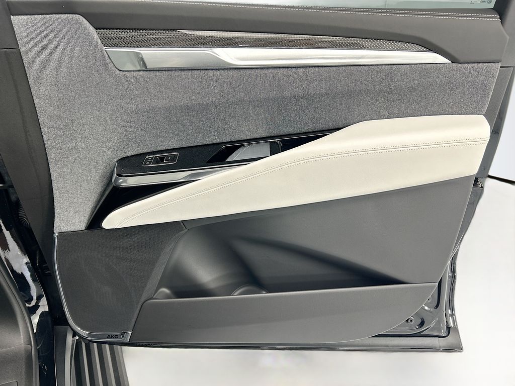 Thumbnail: 2025 Cadillac Escalade - 24