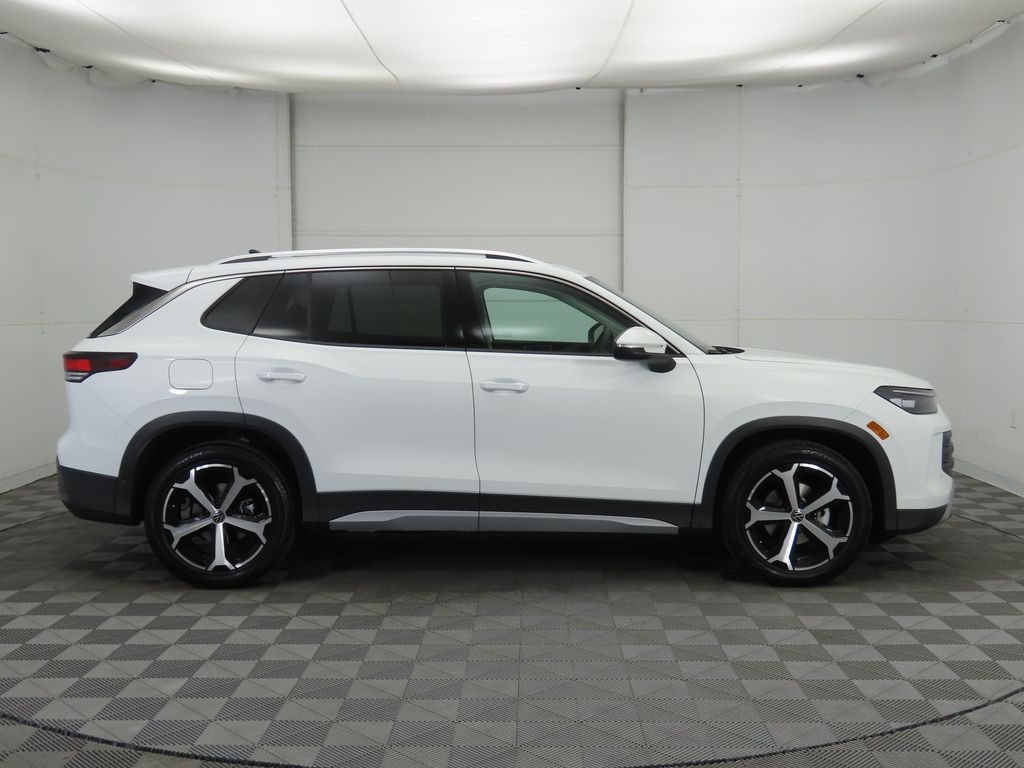 Thumbnail: 2026 Volkswagen Tiguan - 4