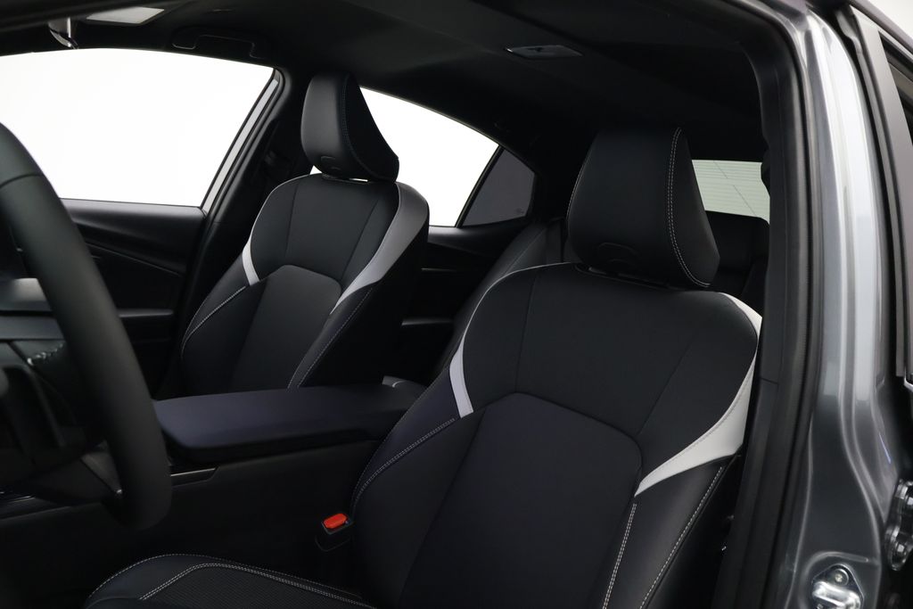 Thumbnail: 2025 Toyota Camry - 13