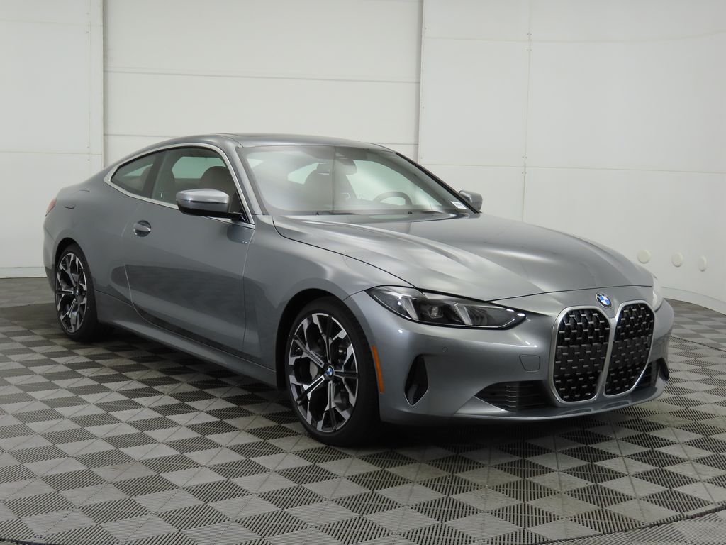 Thumbnail: 2025 BMW 4 Series - 3