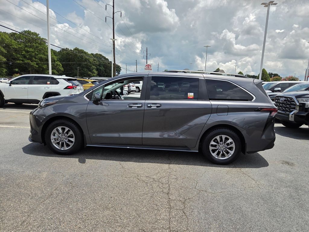 Used 2025 Toyota Sienna Van