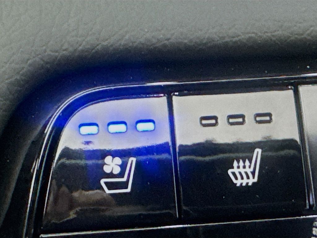 Used Car 2025 Honda Pilot  Black Edition For Sale Under $50,000 In Austin, Texas