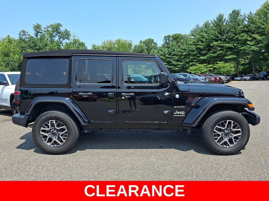 Used 2024 Jeep Wrangler SUV