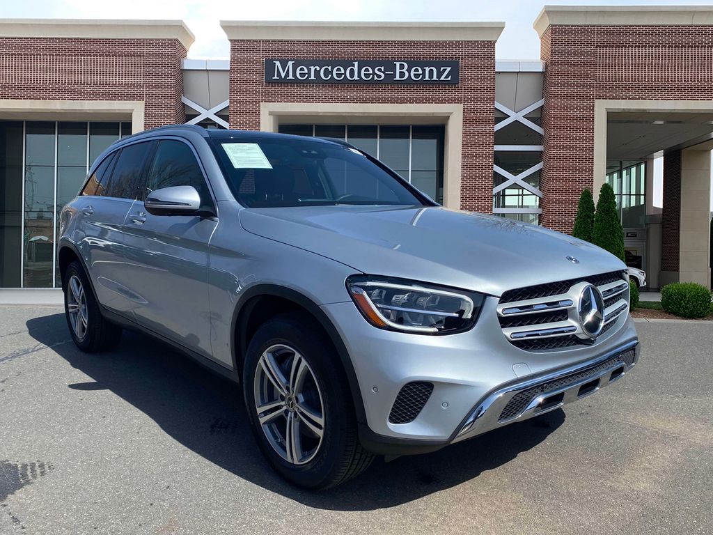 2022 Mercedes-Benz GLC 300 3