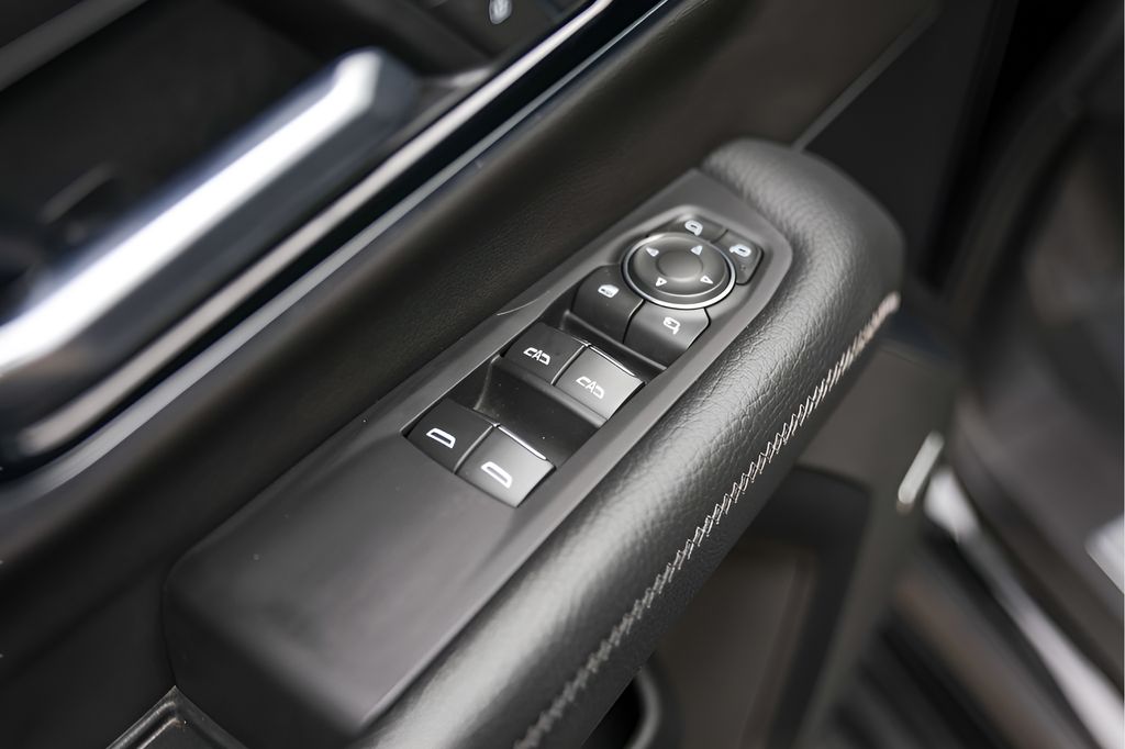 Used Car 2025 Gmc Yukon  Denali For Sale Under $80,000 In Austin, Texas