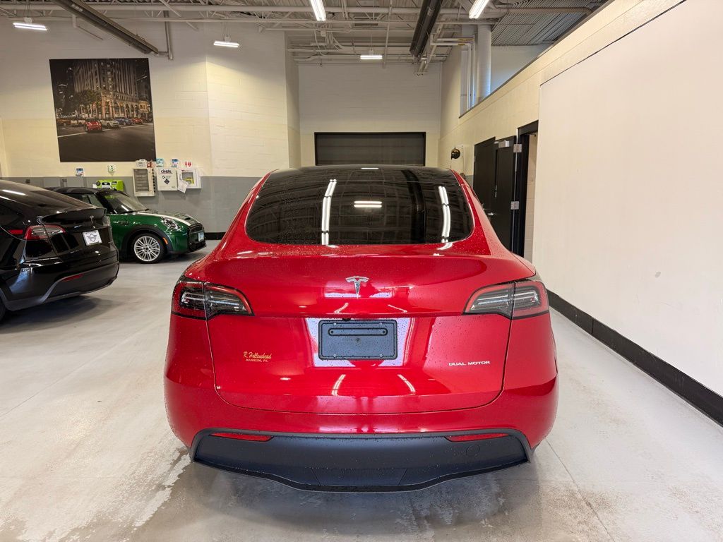 Thumbnail: 2023 Tesla Model Y - 4