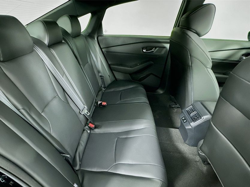 2025 Honda Accord Hybrid Sport-L photo