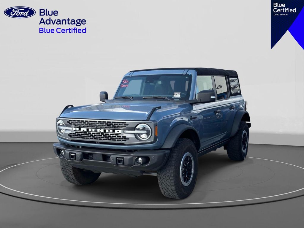 2023 Ford Bronco Azul (Azure Gray Metallic Tri-Coat) SUV/Crossover Todo terreno Automática