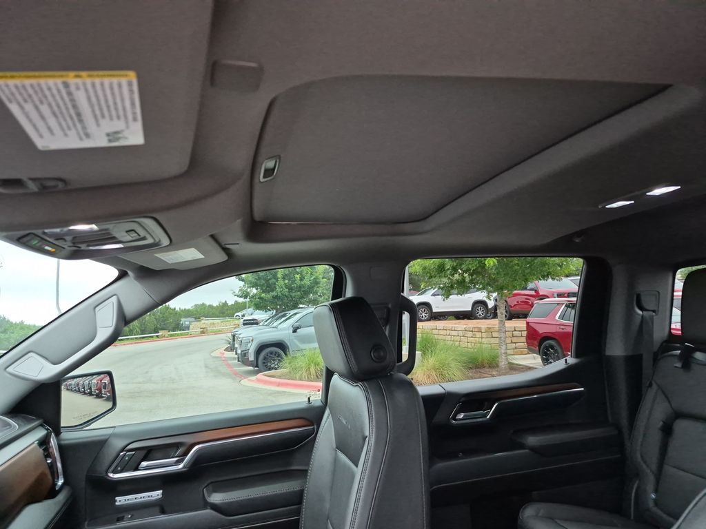 Used 2024 Red GMC Denali image 32
