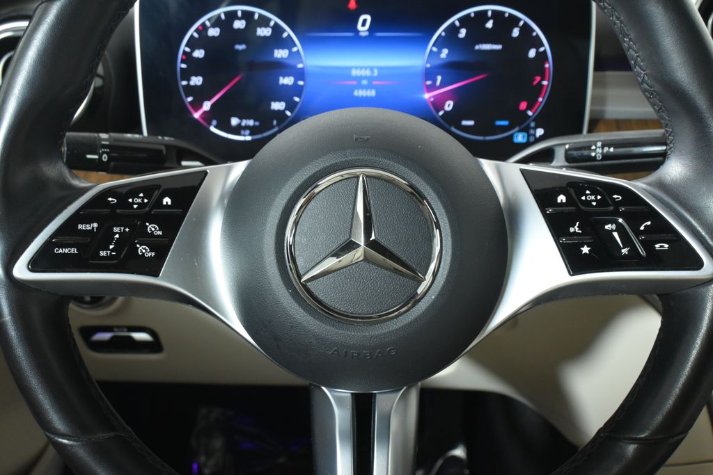 Thumbnail: 2023 Mercedes-Benz C-Class - 19