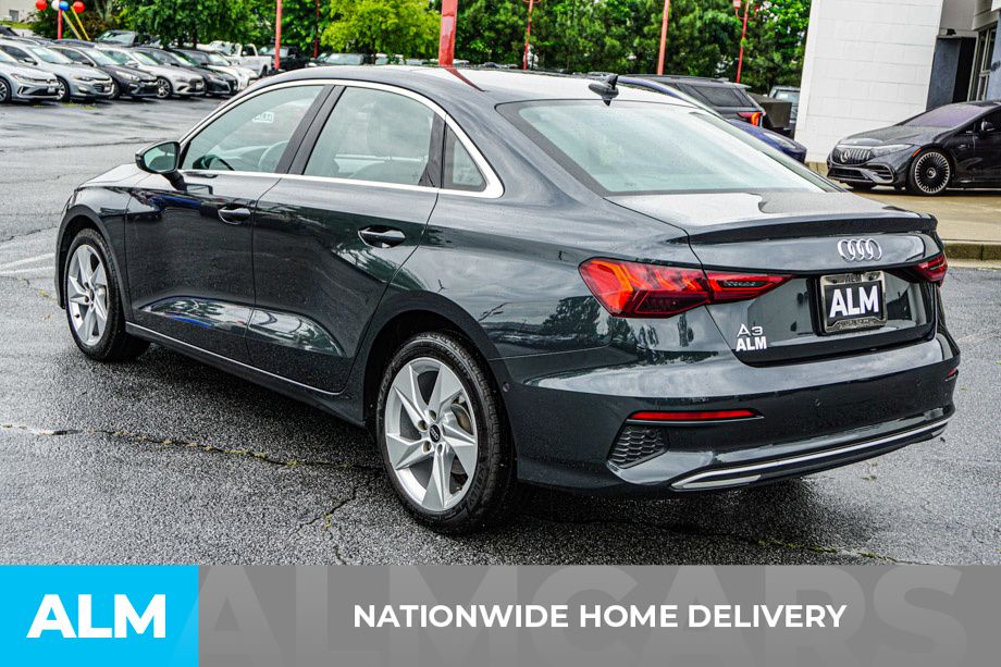 Used 2024 Black Audi  image 5