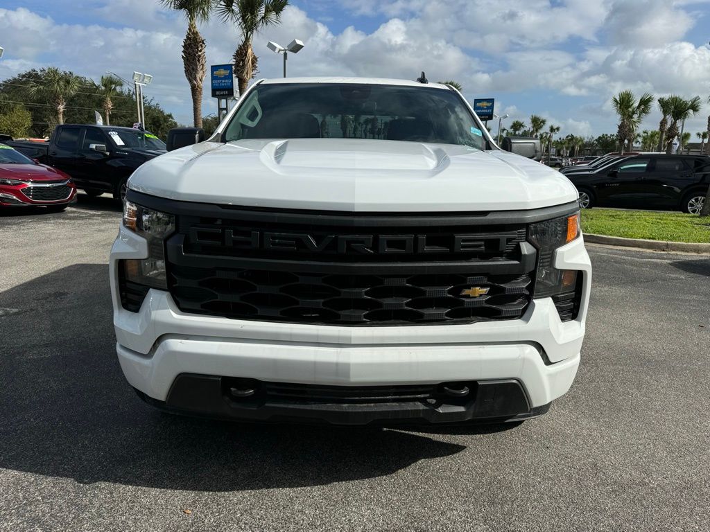 2024 Chevrolet Silverado 1500 Custom 3