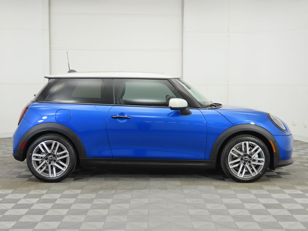 Thumbnail: 2026 MINI Cooper - 4